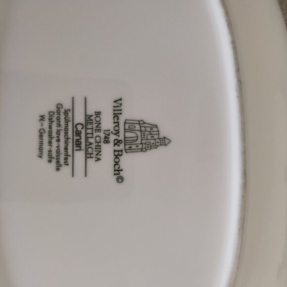 Villeroy and Boch Canari Pattern set of 2 Serving Plates - Picture 5 of 5